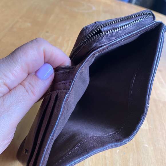 Fossil used wallet billfold 4x3” - Picture 8 of 13